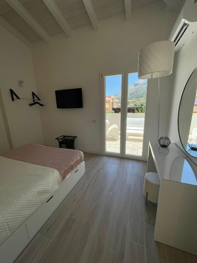 Martanna Rooms Carini Luaran gambar